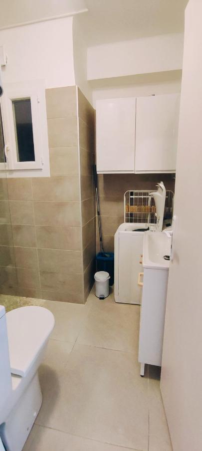 Le Studio Des Tours - Parking Apartment อาร์ลส์ ภายนอก รูปภาพ