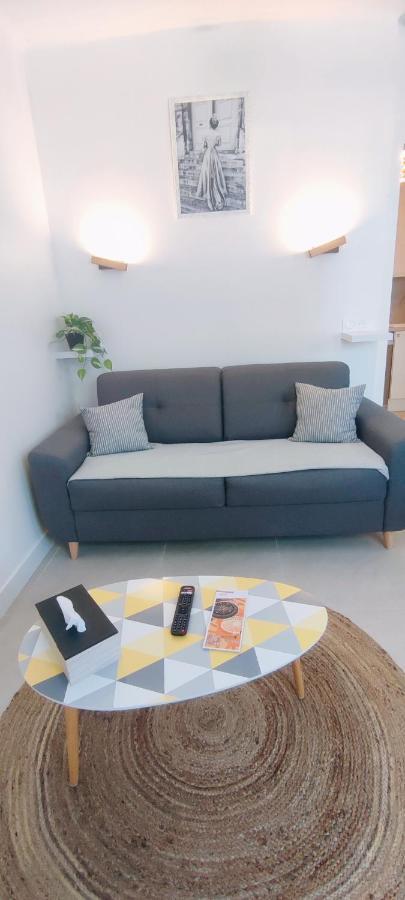 Le Studio Des Tours - Parking Apartment อาร์ลส์ ภายนอก รูปภาพ